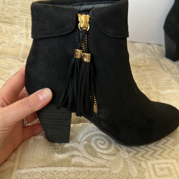 Report Footwear “Moriah Black” size 6.5 (runs small) - Picture 3 of 6